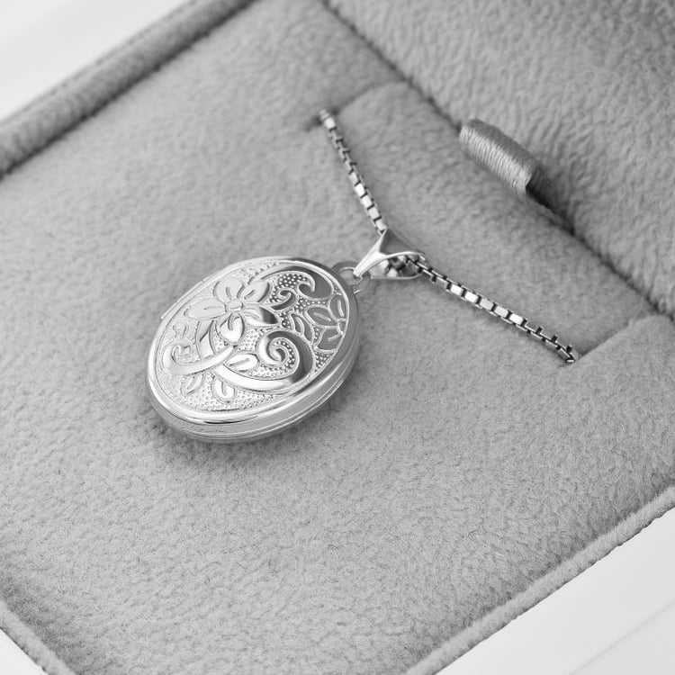 Medailon ze stříbra 39599