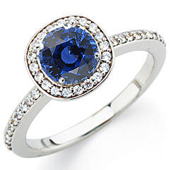 Safírový prsten s diamanty