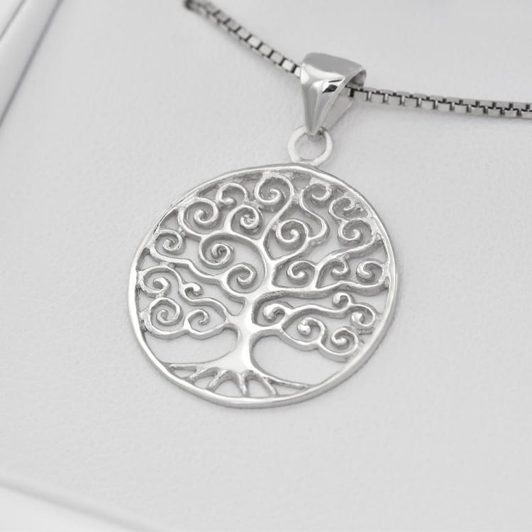 Náhrdleník se stromem 25252
