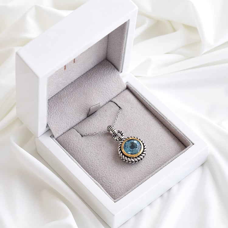 Stříbrný náhrdelník s topazem 81796