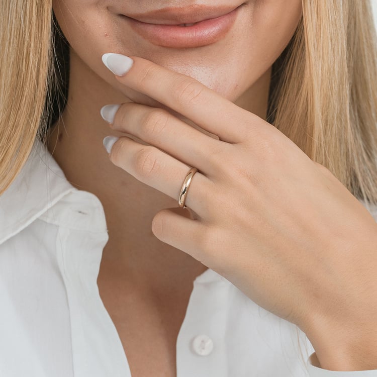 Půlkulaté snubní prsteny ze zlata v barvě hazelnut Ebie 163734