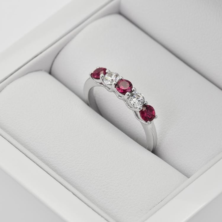 Rubínový eternity prsten 31851