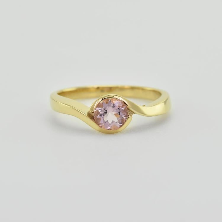 Zásnubní prsten ze zlata s morganitem 32470