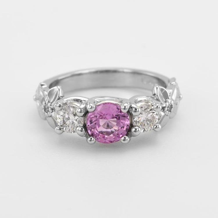 Zlatý prsten se safírem 25550