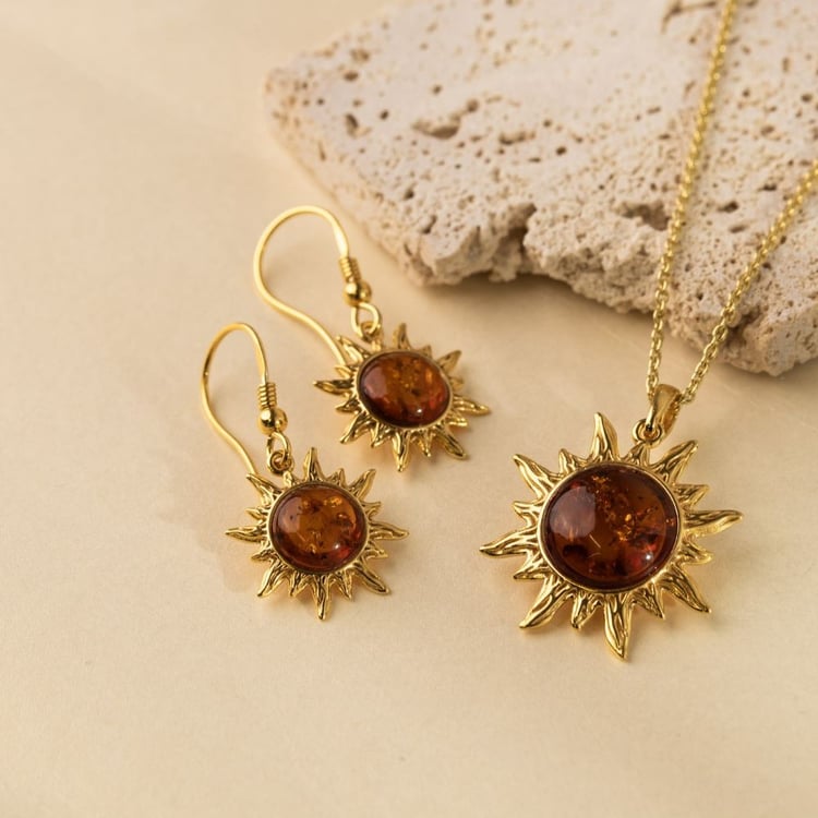 Stříbrný jantarový přívěsek ve tvaru slunceStříbrný jantarový přívěsek ve tvaru slunce 164439