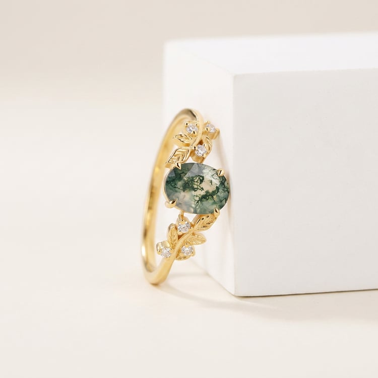 Elegantní prsten s mechovým achátem a moissanity Hene 170014