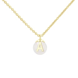 Přívěsek s perlou a písmenem Louie