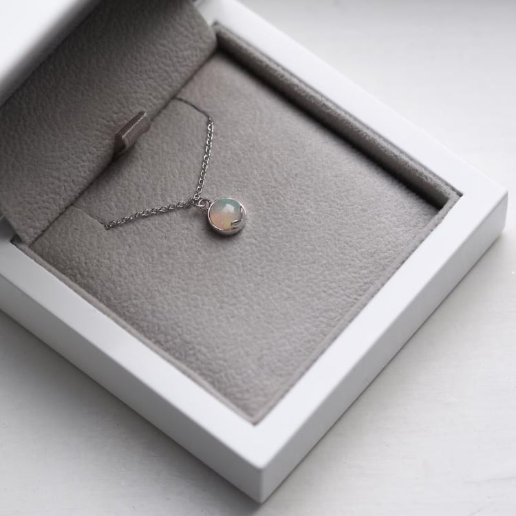 Náhrdelník s opálem 24926