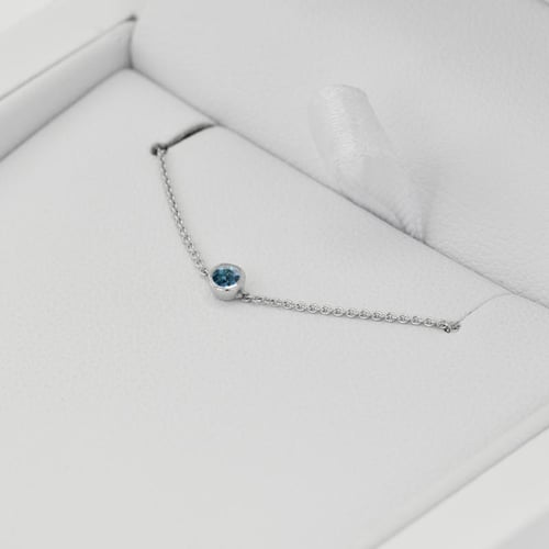 Platinový minimalistický náramek s modrým diamantem Bonato