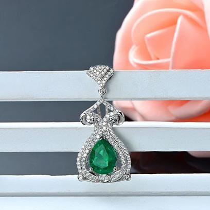 Náhrdelník se smaragdem 6166