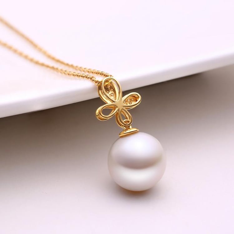 Perla v náhrdelníku 12842