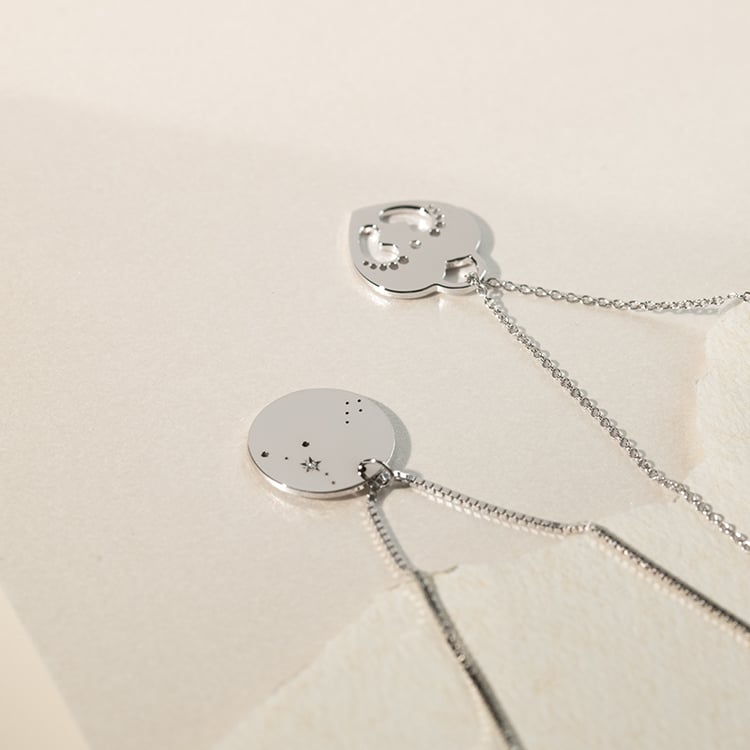 Platinový přívěsek se souhvězdím a diamantem Nyala 137411