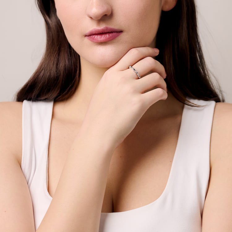 Half-eternity prsten ze zlata s černými a bílými přírodními diamanty Tariq 165500