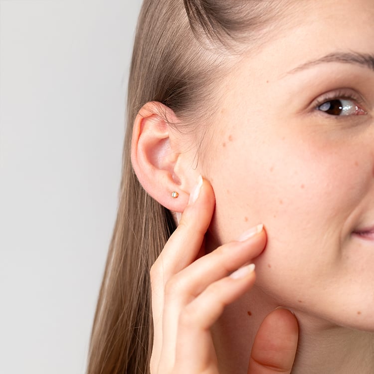 Minimalistické bezel náušnice s lab-grown diamanty Tofine 150233