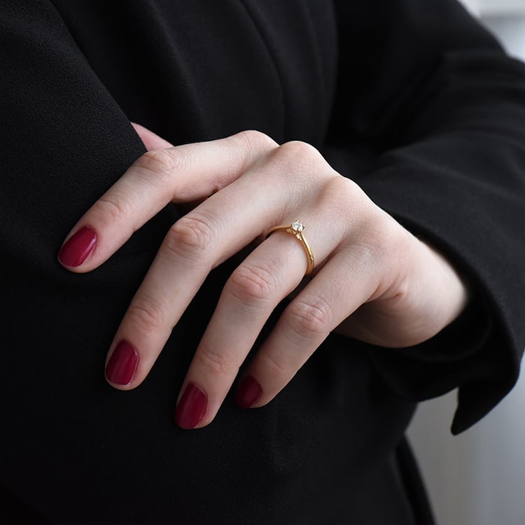 Prsten se syntetickým diamantem ze zlata 92073