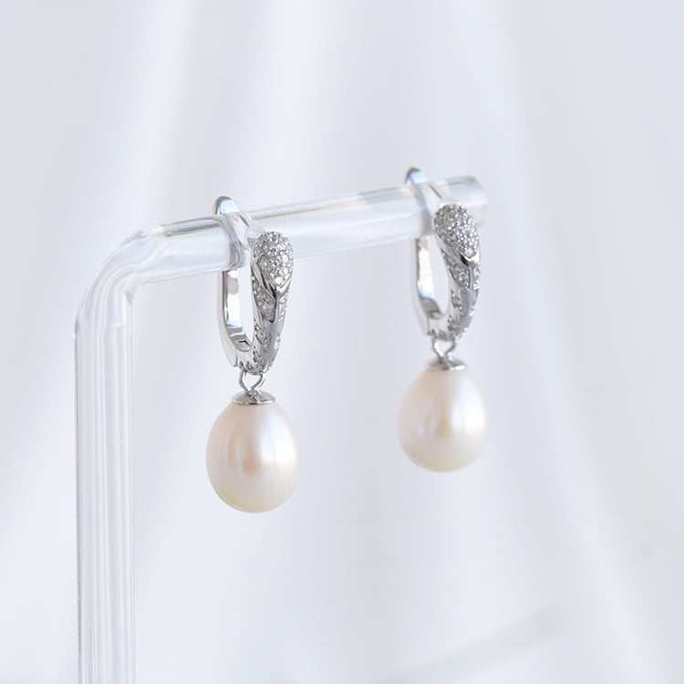 Náušnice s perlami a zirkony 88042