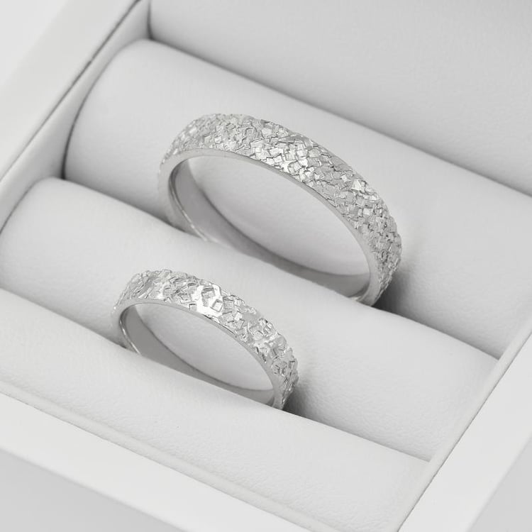 Snubní prsteny ze zlata 37740