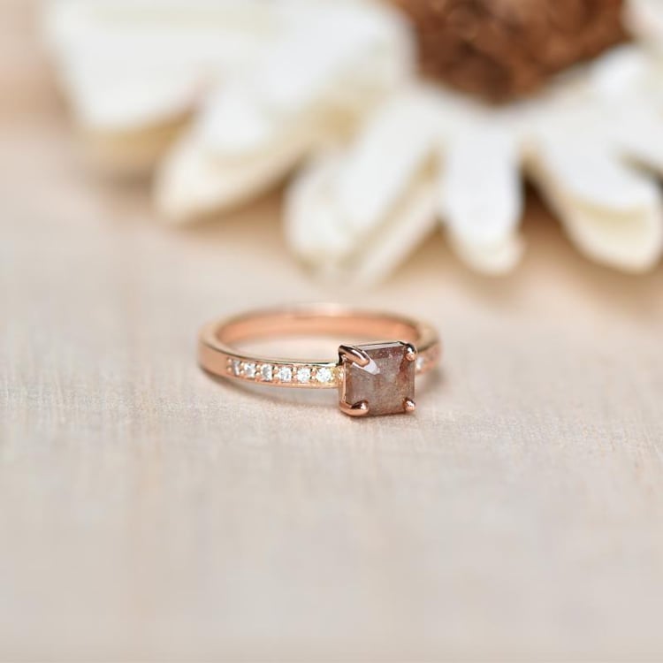 Prsten ze zlata se salt'n'pepper diamantem 44328