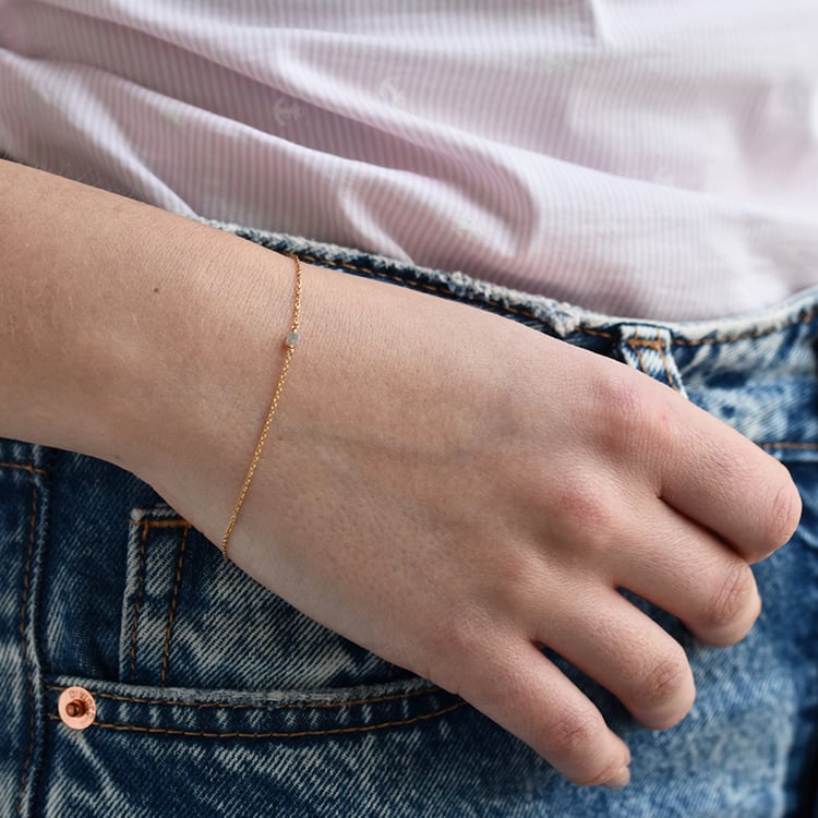 Náramek s kostkou diamantu 42202