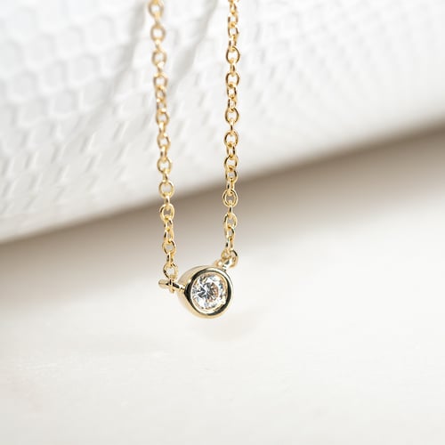 Stříbrný minimalistický náhrdelník s diamantem Glosie