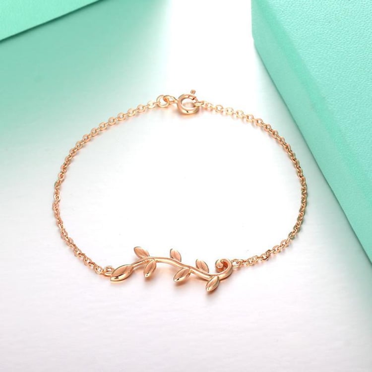 Stříbrný náramek Dijana 7477