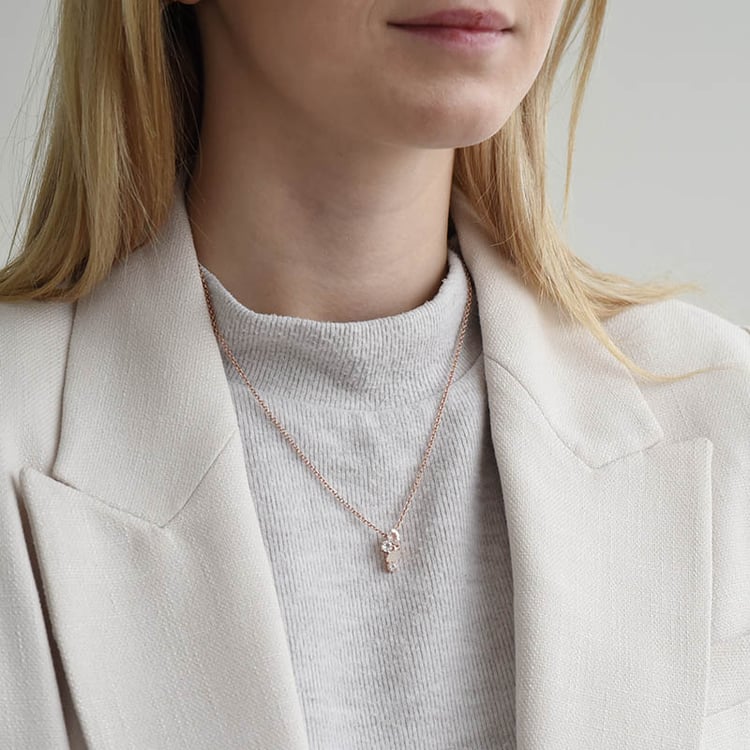 Pozlacený přívěsek ze stříbra s měsíčním kamenem, růženínem a topazy 93477