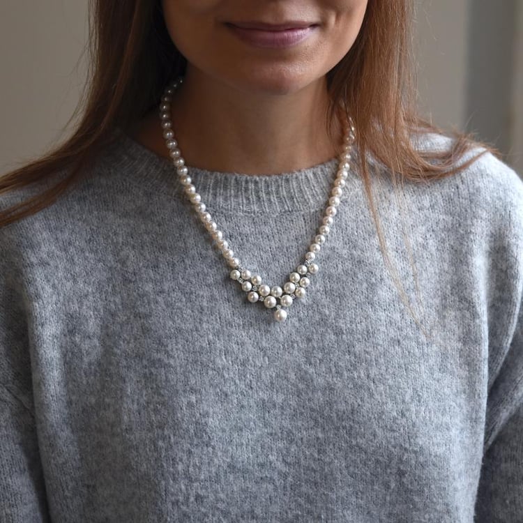 Stříbrný perlový náhrdelník 50782