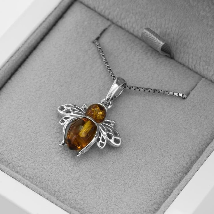 Jantarová včela v přívěsku 52125