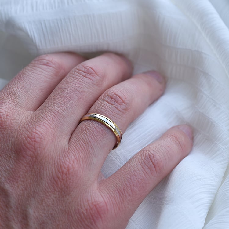 Pánský snubní prsten 64313