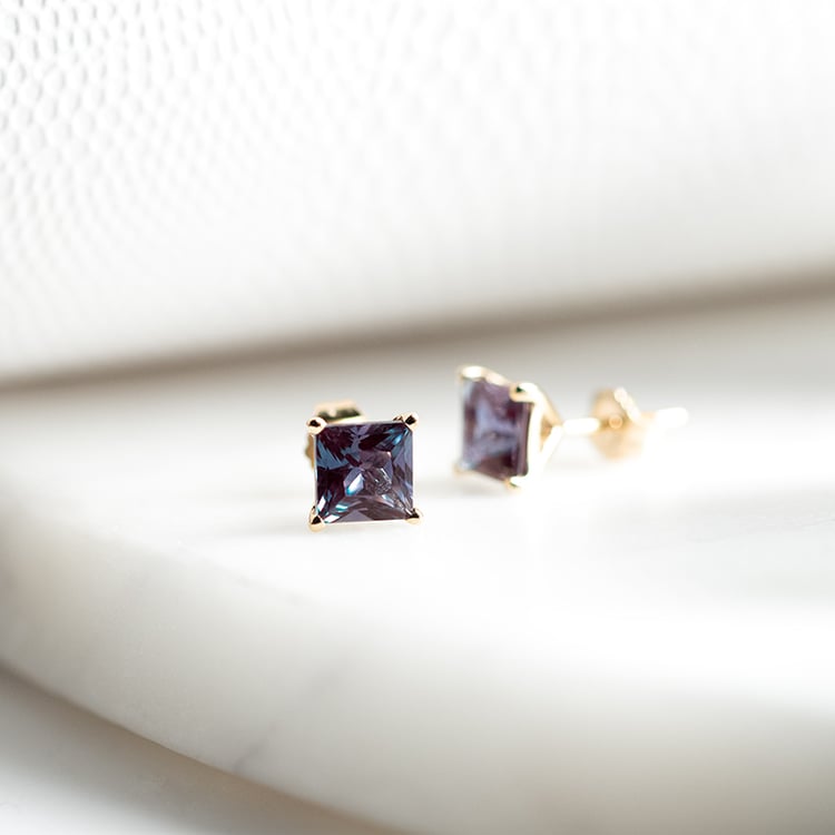 Zlaté náušnice s princess alexandrity Enola 133068