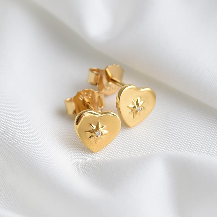 Náušnice ve tvaru srdce s diamantem 81581