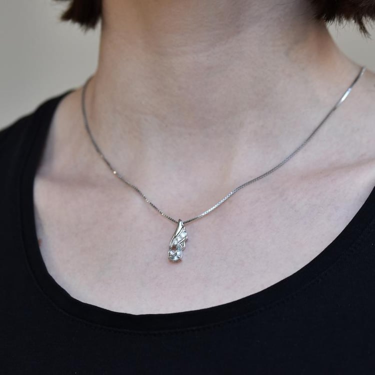 Náhrdelník s drahokamem 26549