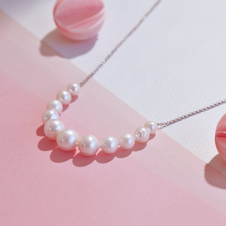 Elegantní stříbrný náhrdelník s perlami Liber 109325