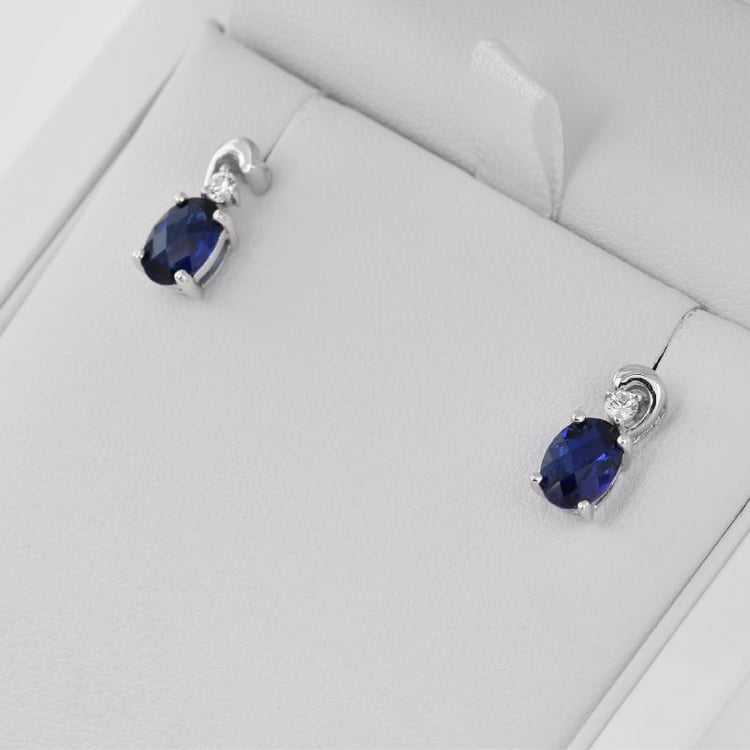 Stříbrné náušnice s oválnými safíry 3971