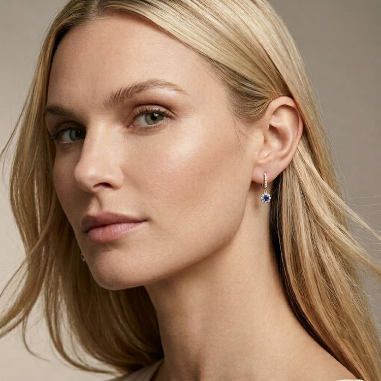 Půvabné stříbrné náušnice s modrými safíry a lab-grown diamanty Donna 171178