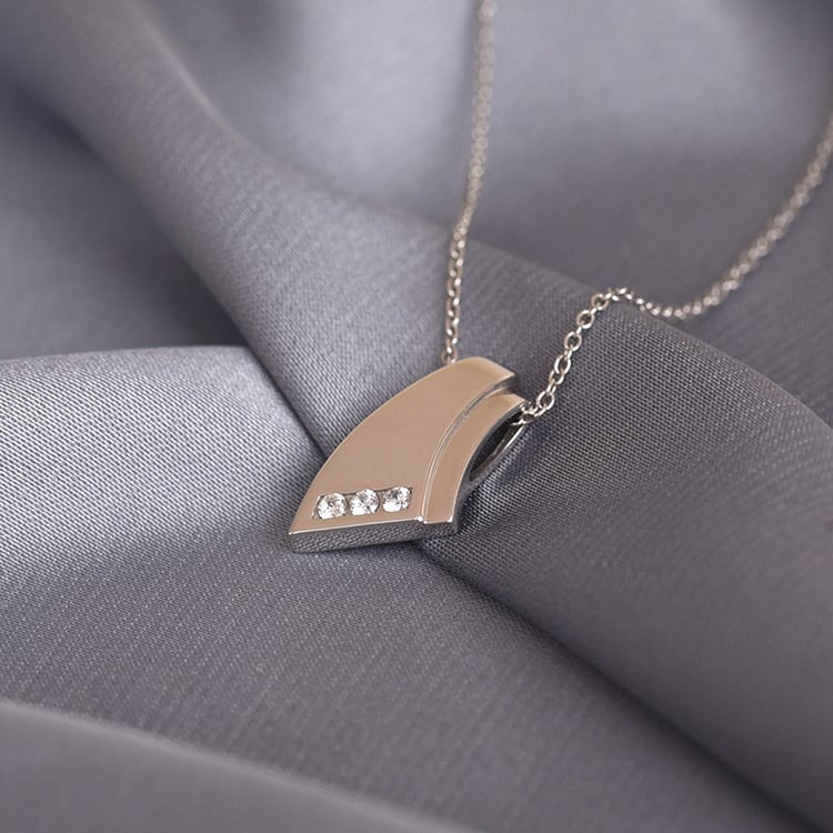 Zlatý přívěsek s diamanty 78391