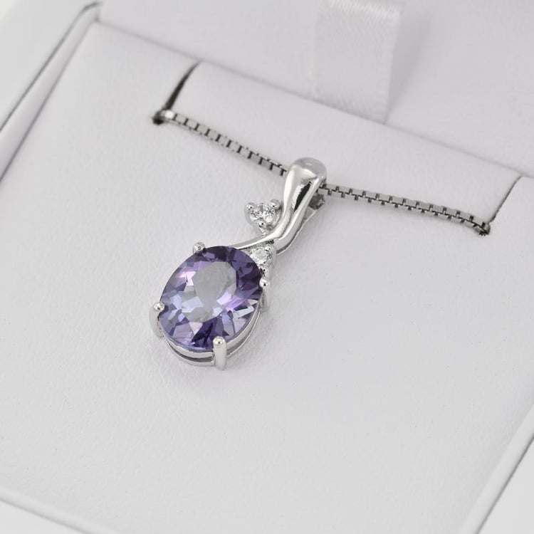 Náhrdelník s alexandritem 22506