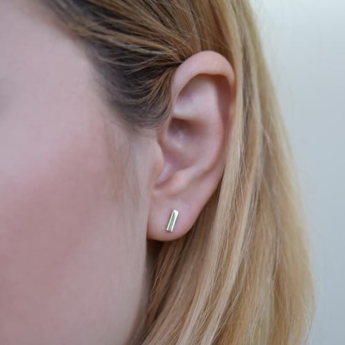 Zlaté minimalistické náušnice Bar