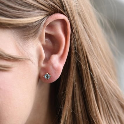 Zlaté šroubovací náušnice s akvamaríny Cerces