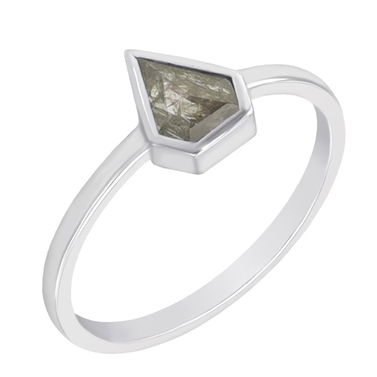 Zlatý prsten se salt´n´pepper diamantem