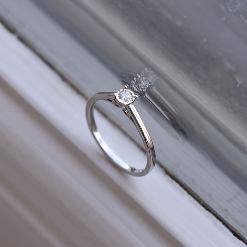 Elegantní diamantový prsten Arvel