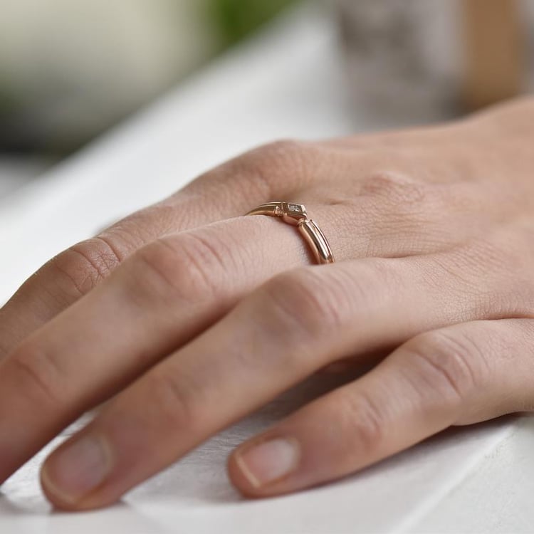 Prsten s diamantem 24750