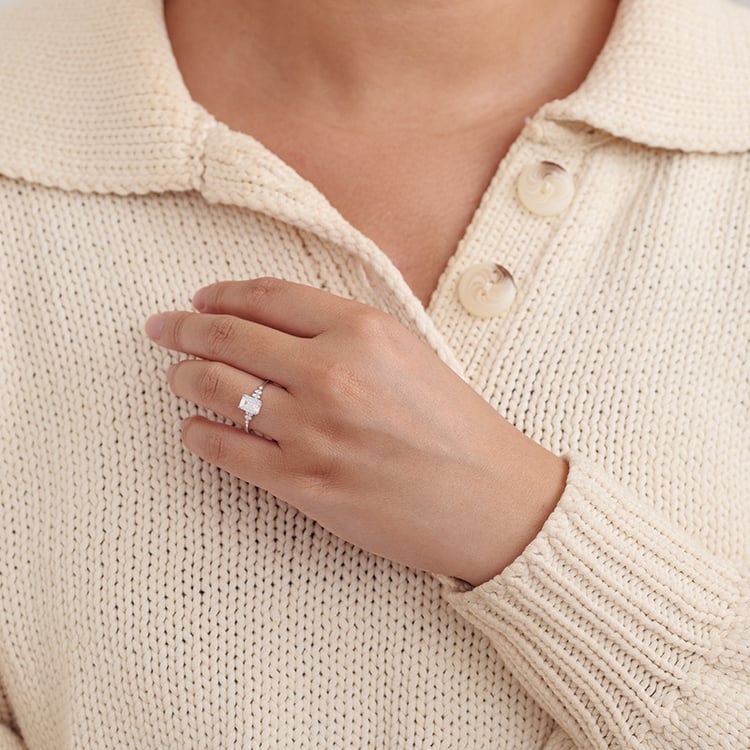 Zásnubní prsten s emerald diamantem Adva 129204