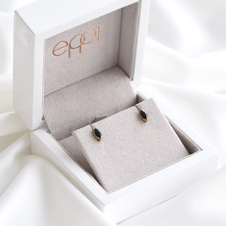 Minimalistické stříbrné náušnice s černými spinely Andine 117944