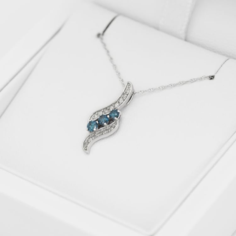 Diamantový náhrdelník 15905