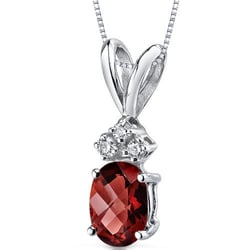 Zlatý přívěsek s oválným granátem a diamanty Tamatha