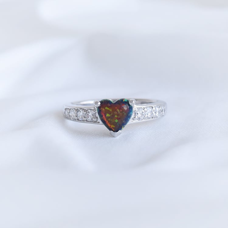 Stříbrný prsten 93588