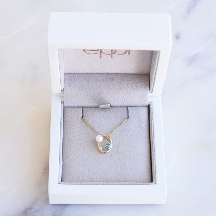 Zlatý karma přívěsek 87396